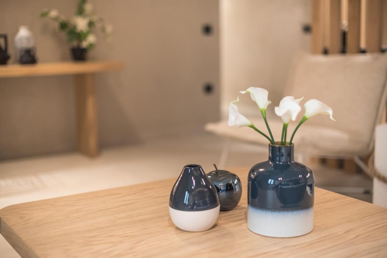Apollonos 28 Luxury Suites Atina Dış mekan fotoğraf