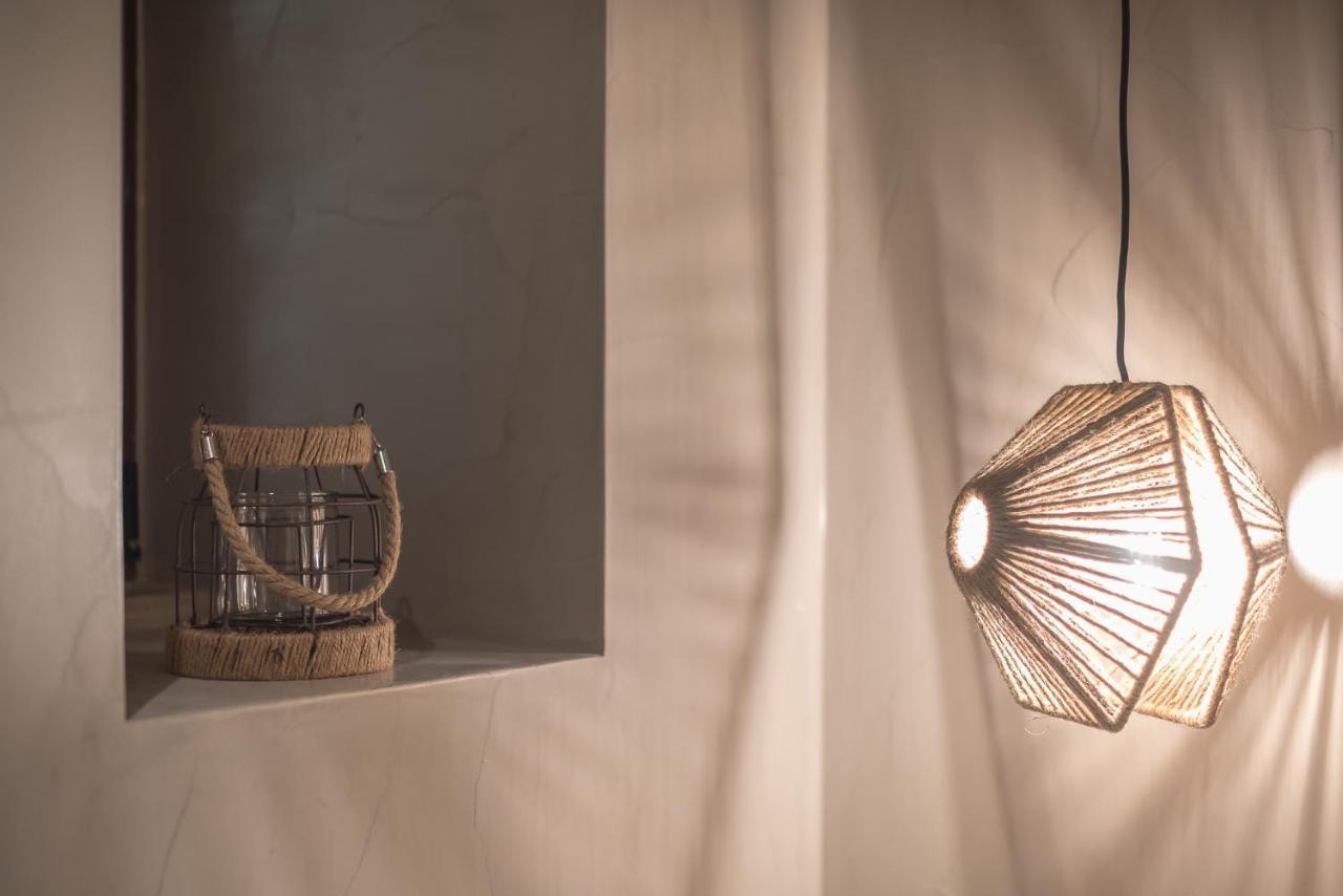 Apollonos 28 Luxury Suites Atina Dış mekan fotoğraf